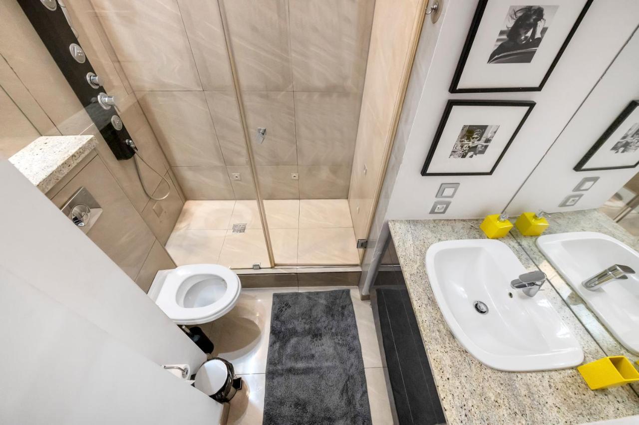 Amazing Apartment On Plac Zamkowy Варшава Экстерьер фото